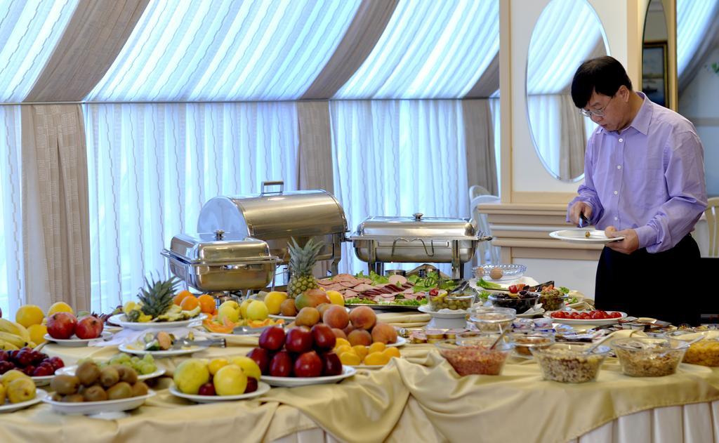 Hotel Victory Prisztina Zewnętrze zdjęcie