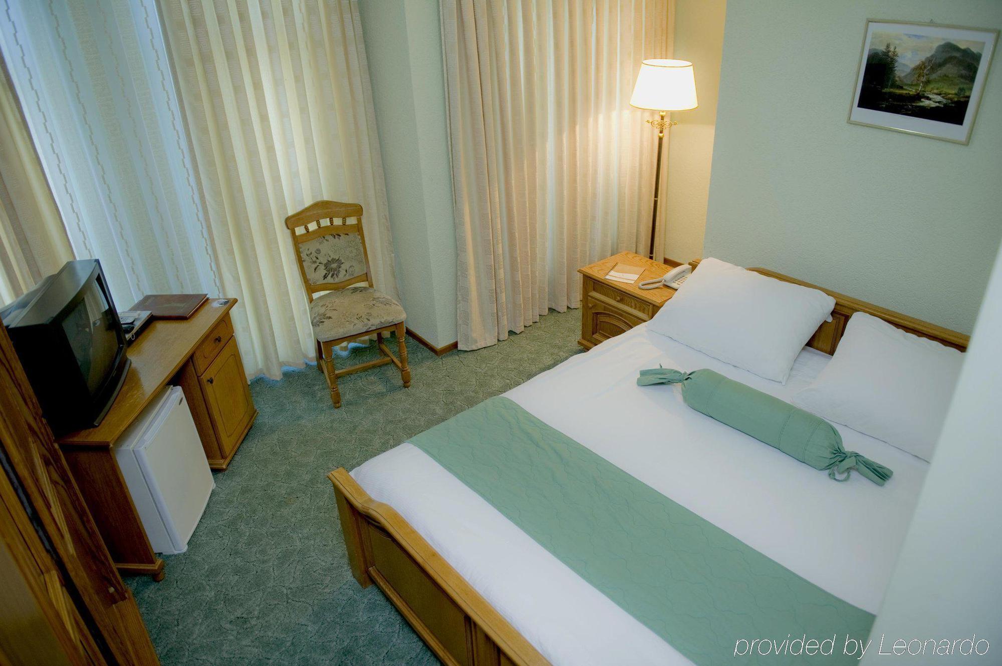 Hotel Victory Prisztina Zewnętrze zdjęcie